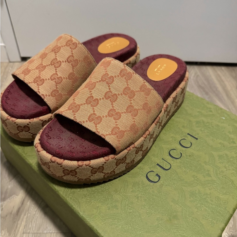 GUCCI PLATFORM SANDAL - AUTHENTIC